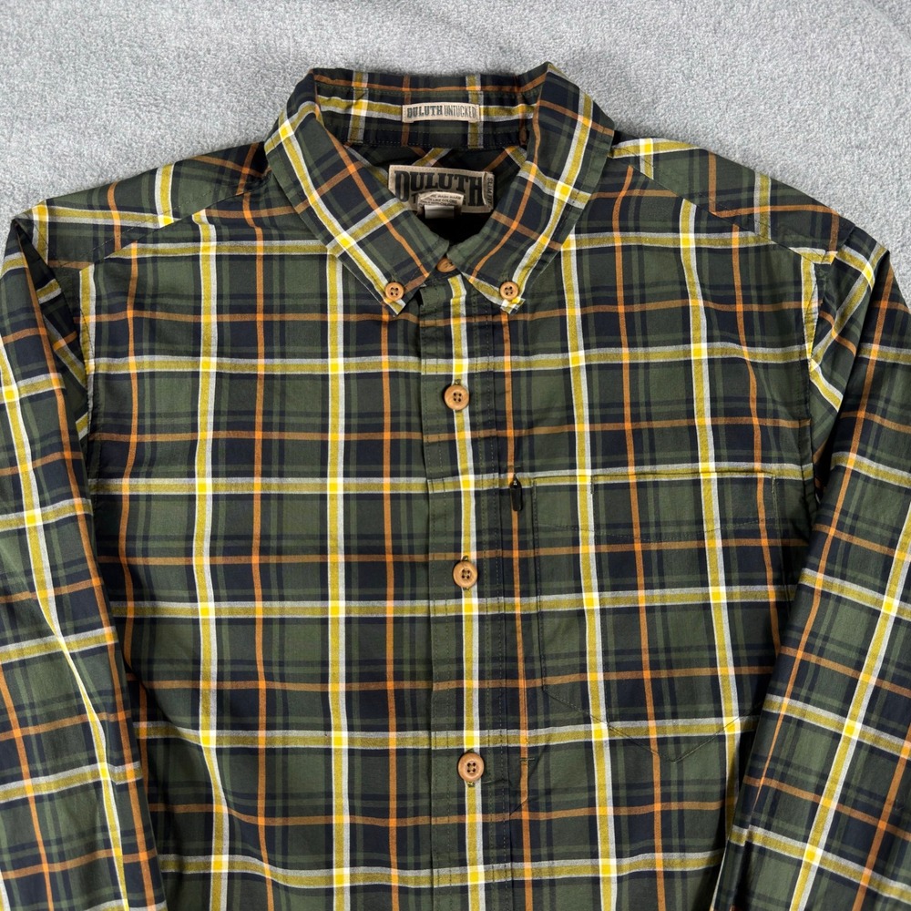 Duluth Trading Co Untucked Slim Fit Button Down Shirt Mens M Green Plaid